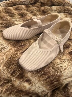 Vivian Women's 41.5 Beige Knit Square Toe Mary Jane Flats with Adjustable Strap